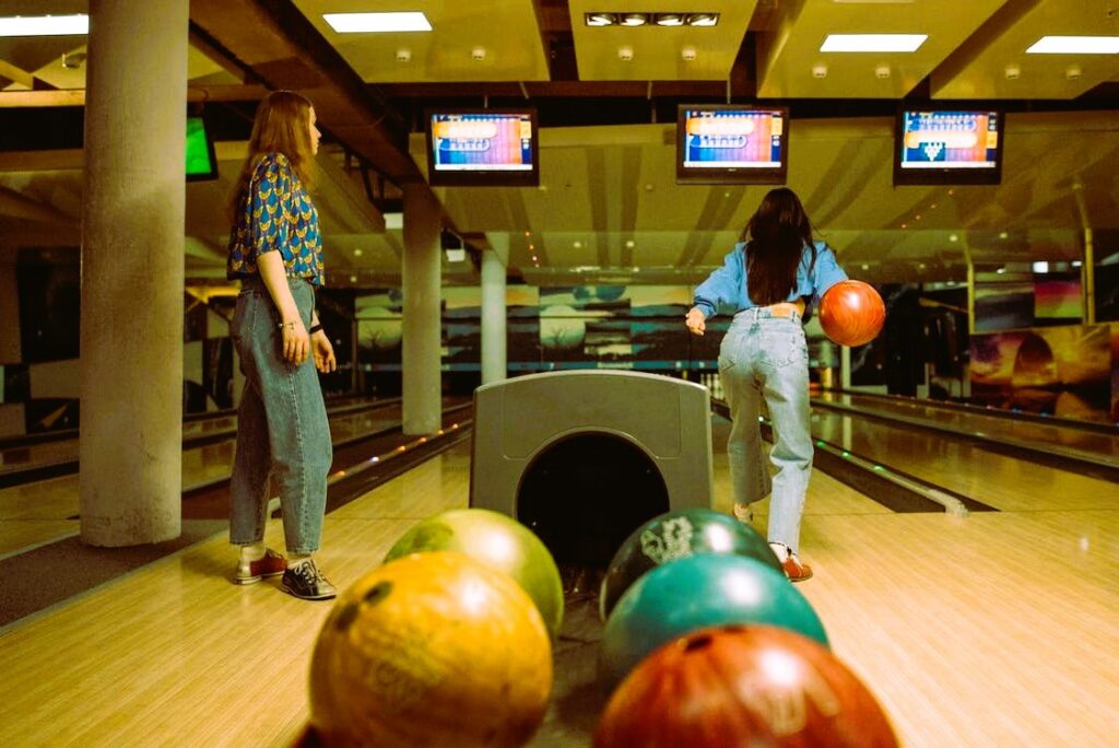 Modern bowling